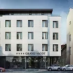 Hotell Grand Ascot 4*