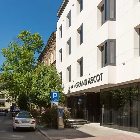 Grand Ascot Готель 4*