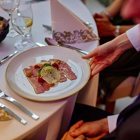 Hotel Grand Ascot 4*