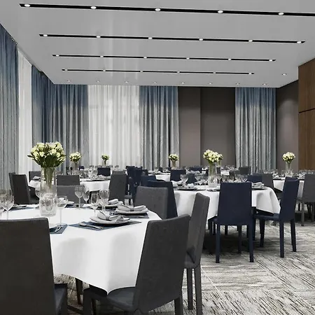 Отель Grand Ascot