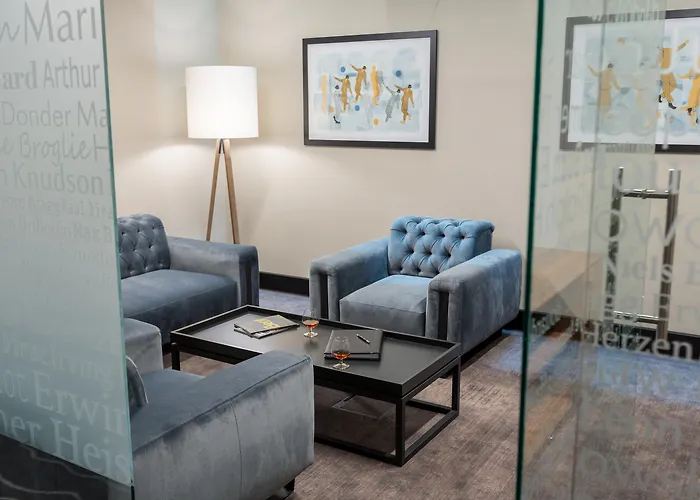 Grand Ascot Hotel 4*