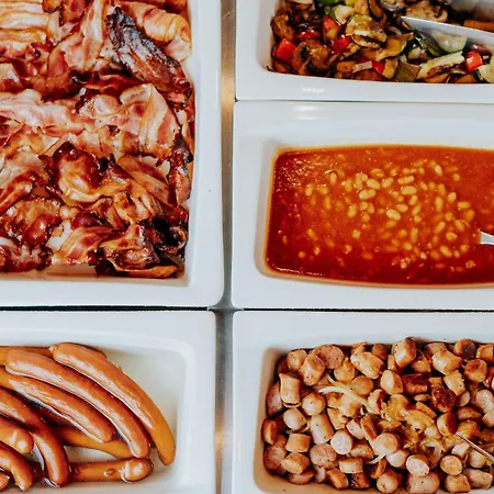 Hotel Grand Ascot 4*